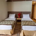 Hotel Fame