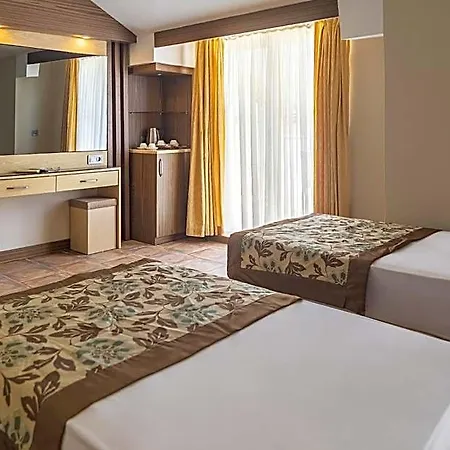 Hotel Fame 3*