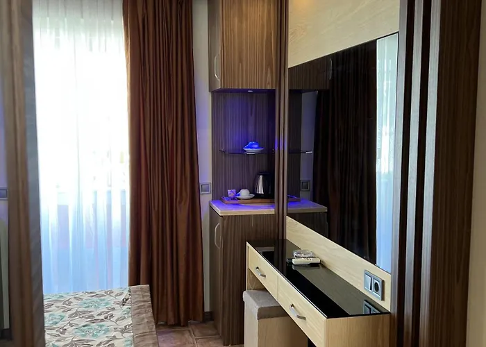 Fame Otel 3*
